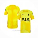 Tottenham Hotspur Goalkeeper Shirt 2022-2023 Yellow