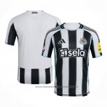 Newcastle United Home Shirt Authentic 2025-2026