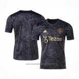 Pre-match Shirt Manchester United Stone Roses 2024