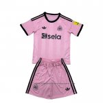 Newcastle United Goalkeeper Shirt Kids 2025-2026 Pink